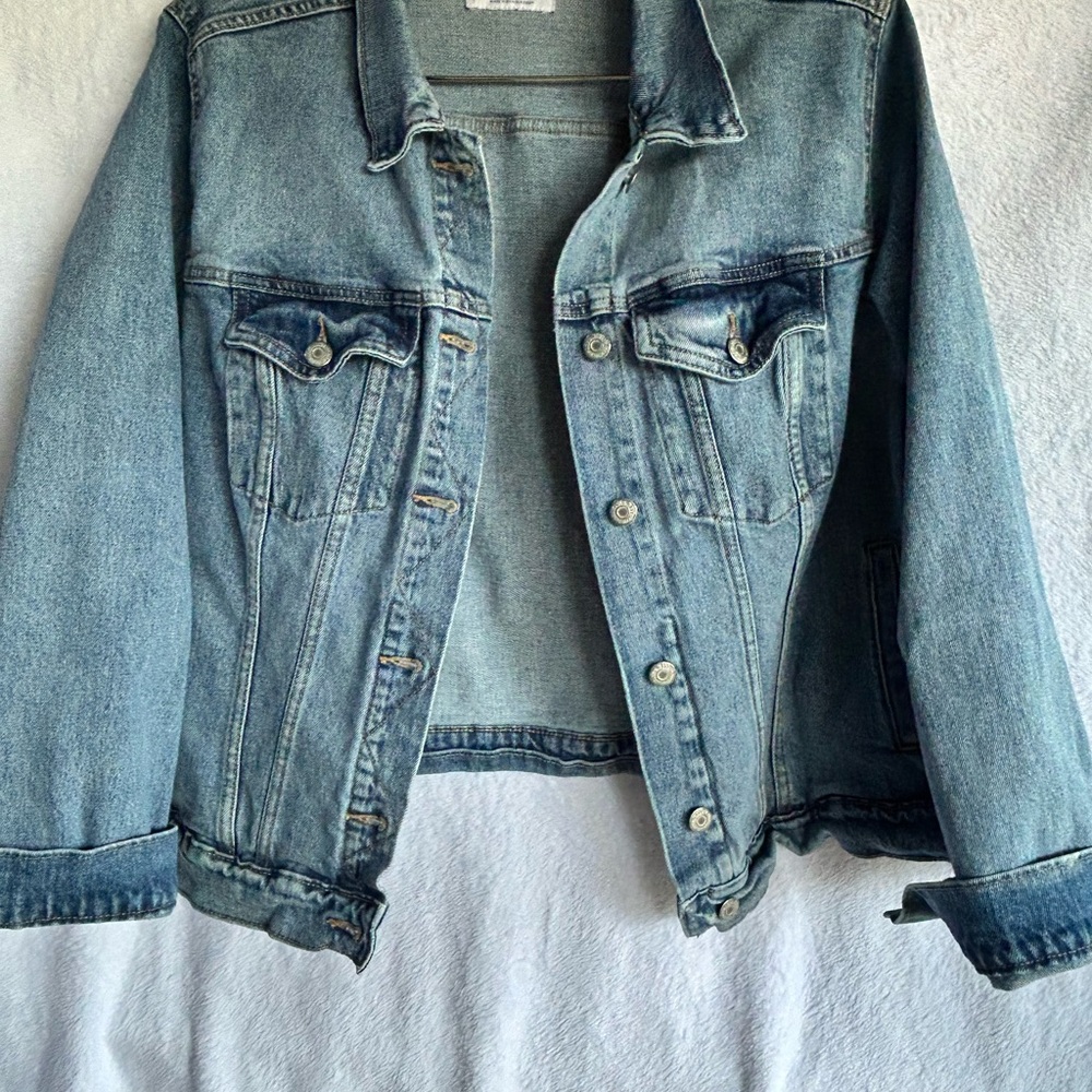 Old Navy Classic Denim Jacket Size XL